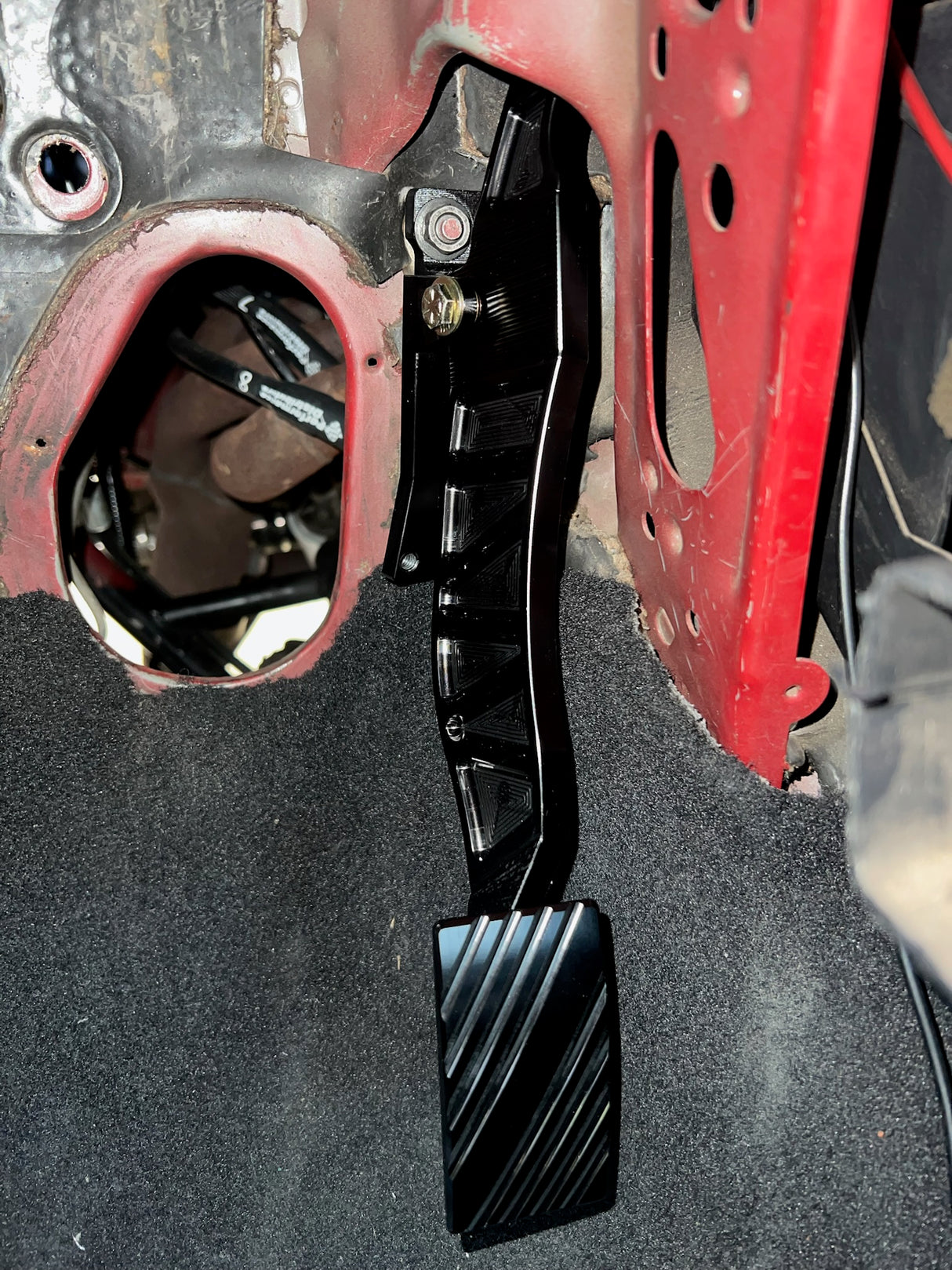 79-04 Mustang throttle pedal installed